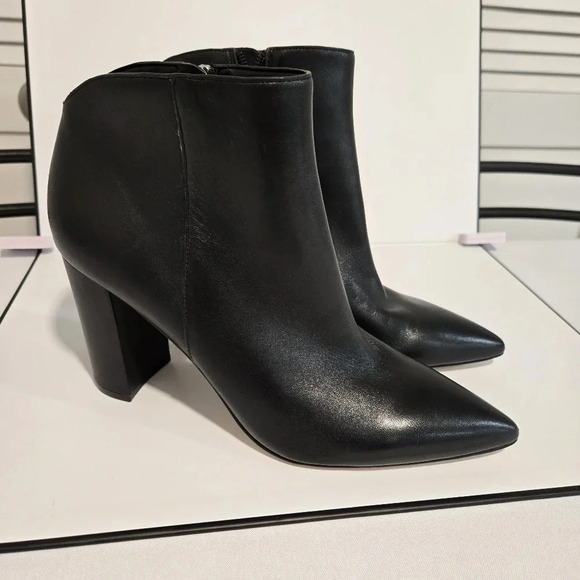 Marc Fisher Black Pointed-Toe Ankle Boots – Sleek and Modern - Picture 1 of 12